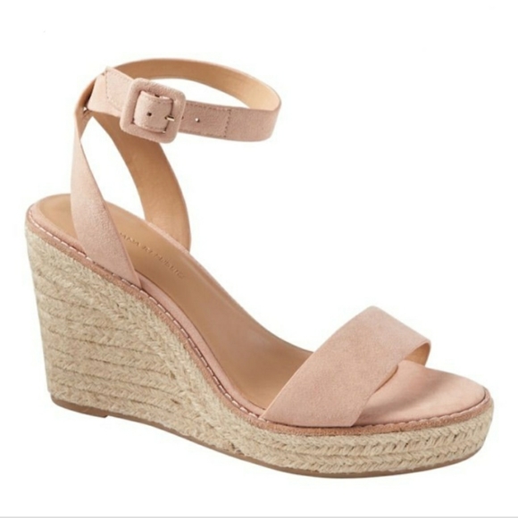 Banana Republic Shoes - Banana Republic Espadrille Pink Wedge Sandals